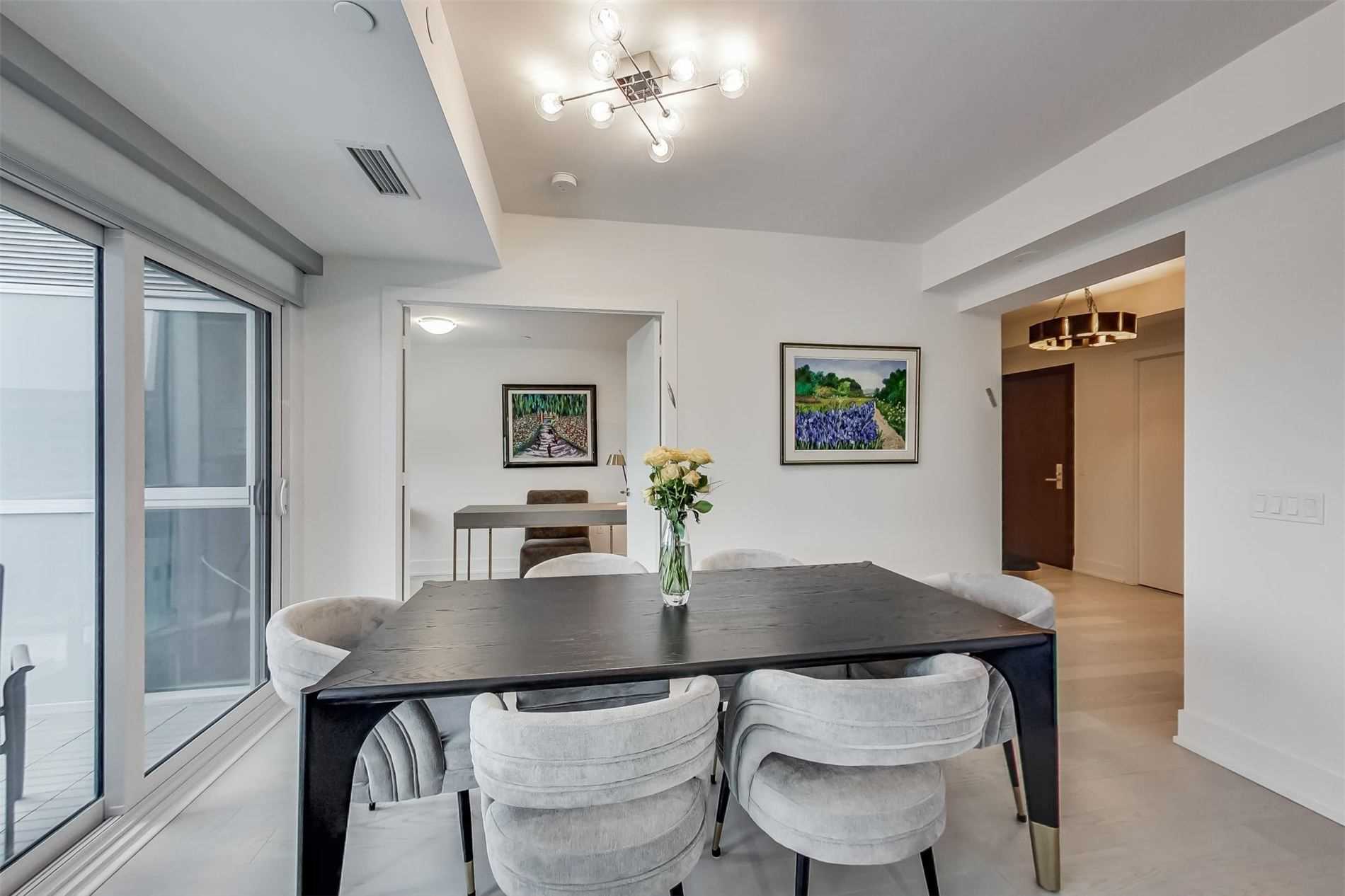 1 Yorkville Ave, #1701