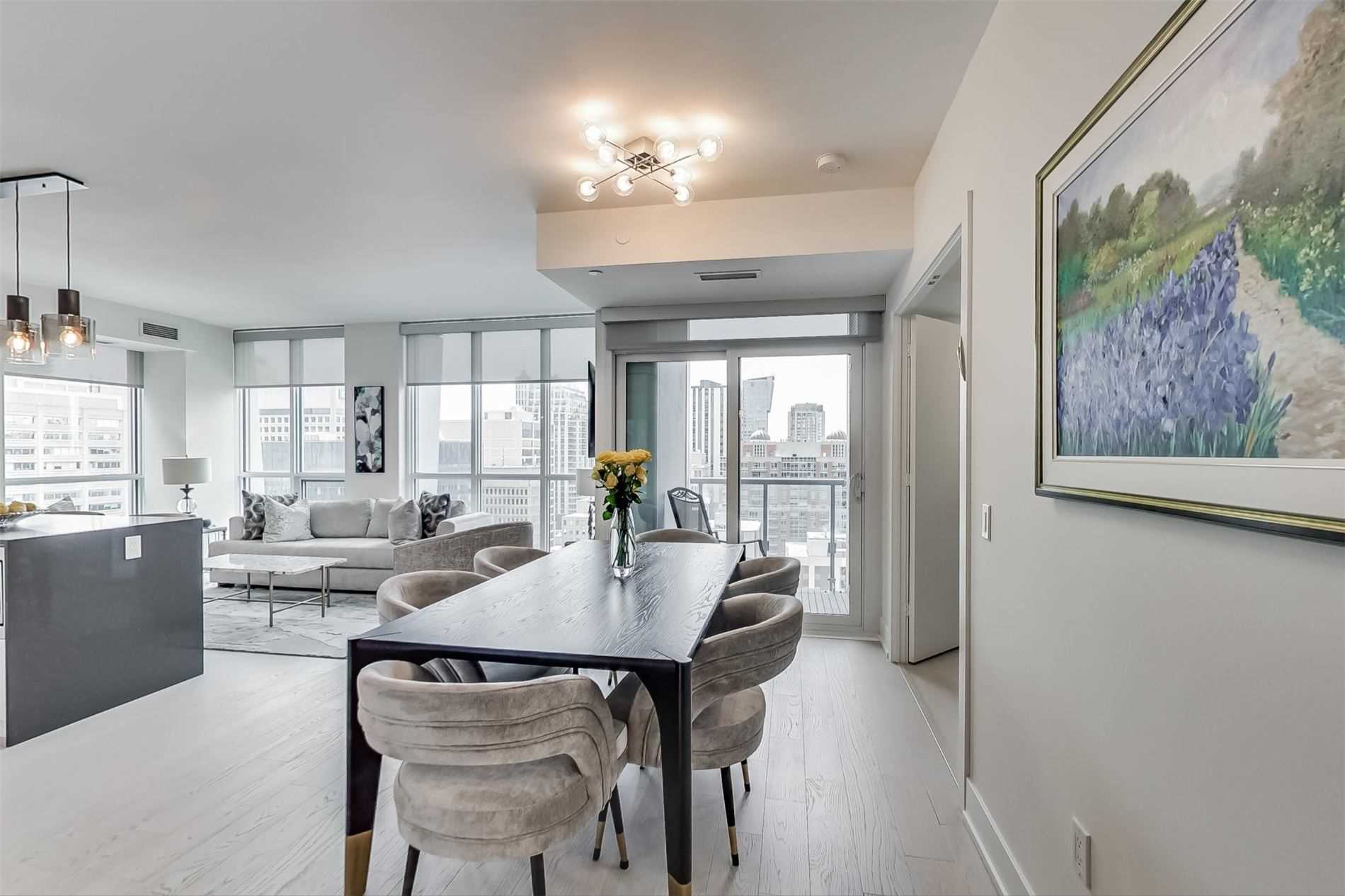 1 Yorkville Ave, #1701