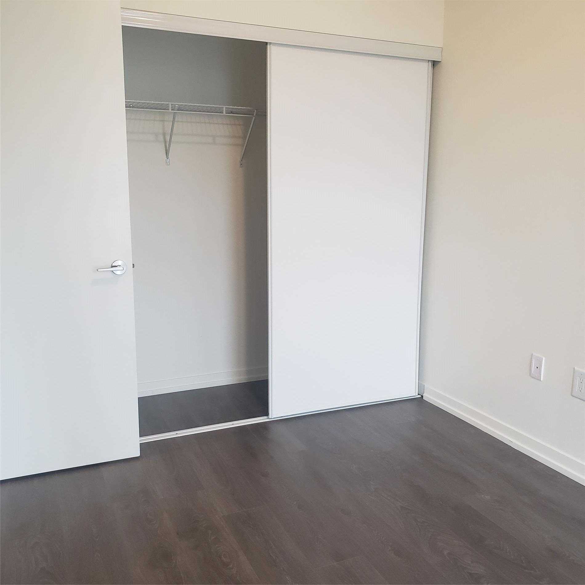 3237 Bayview Ave, #803
