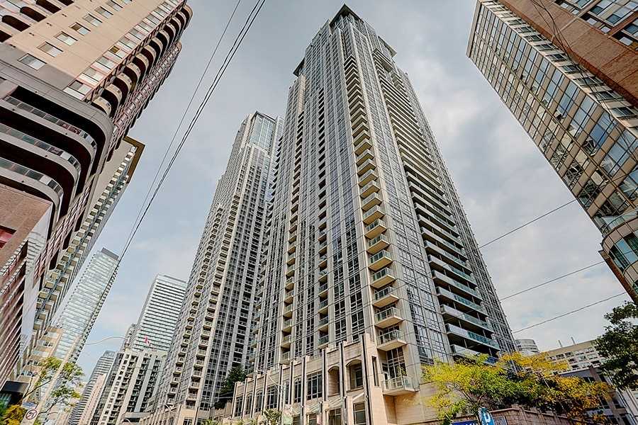 763 Bay St, #2402