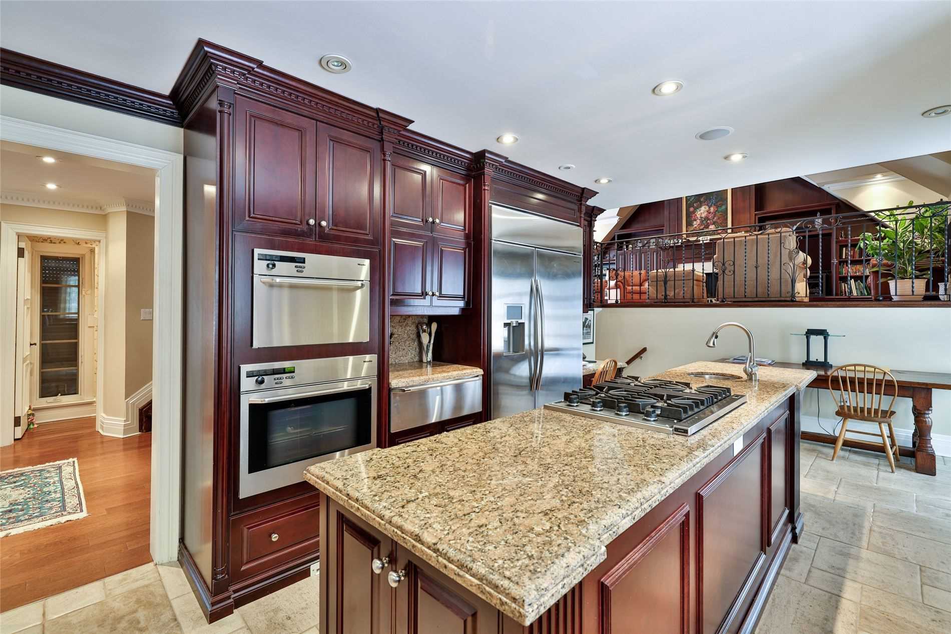 19 Forest Glen Cres