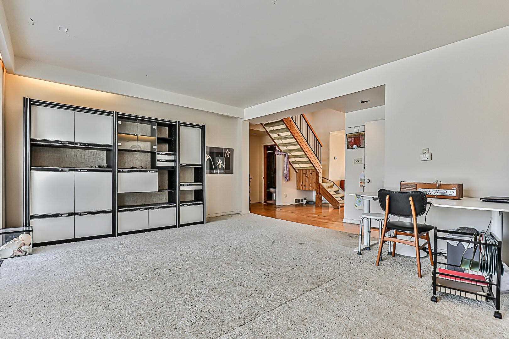 160 Three Valleys Dr