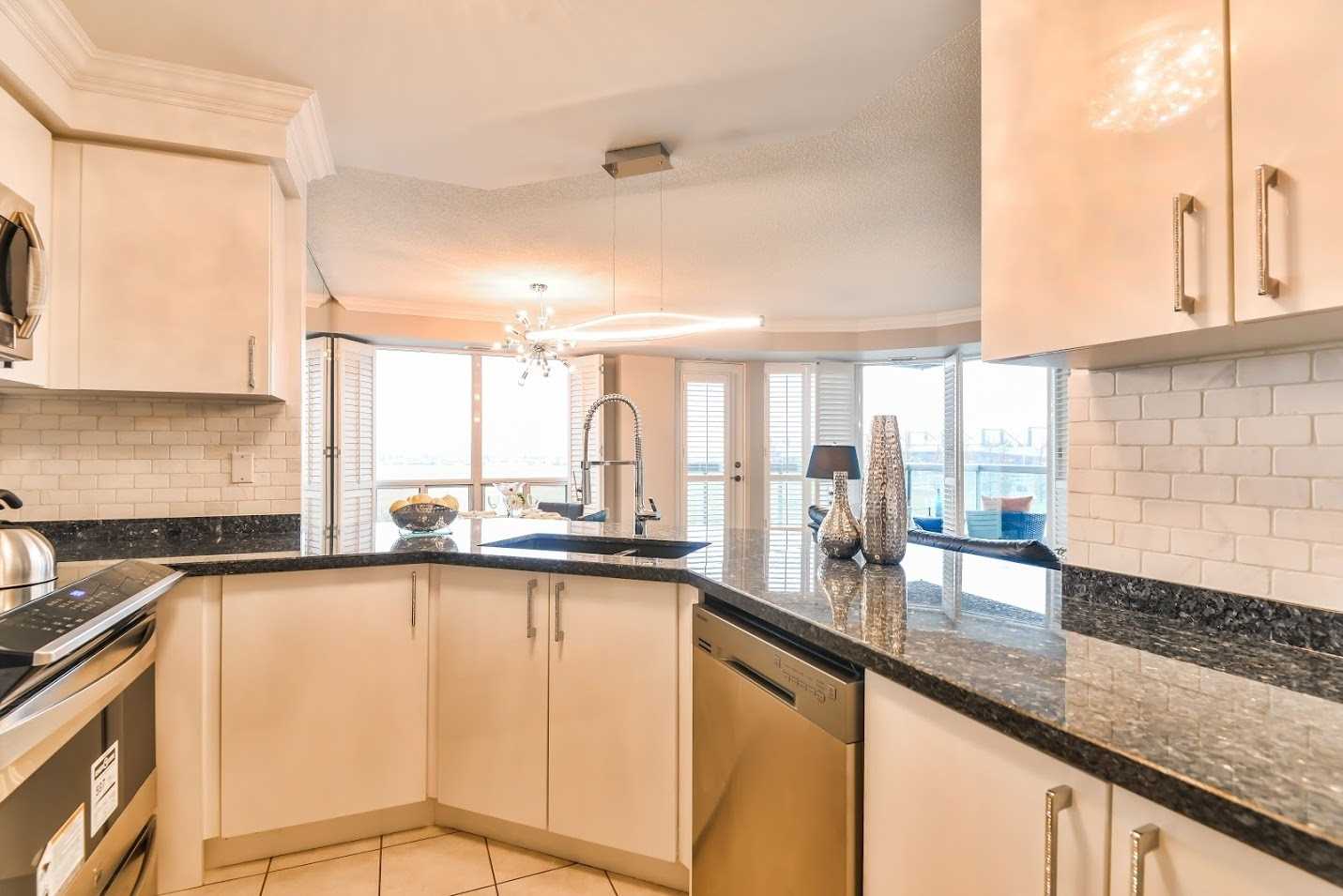 1030 Sheppard Ave W, #212