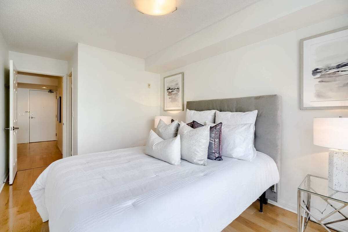 311 Richmond St E, #605