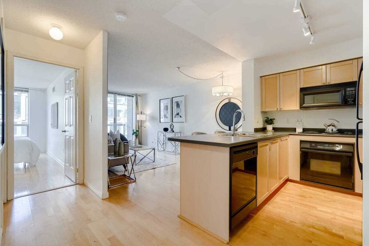 311 Richmond St E, #605