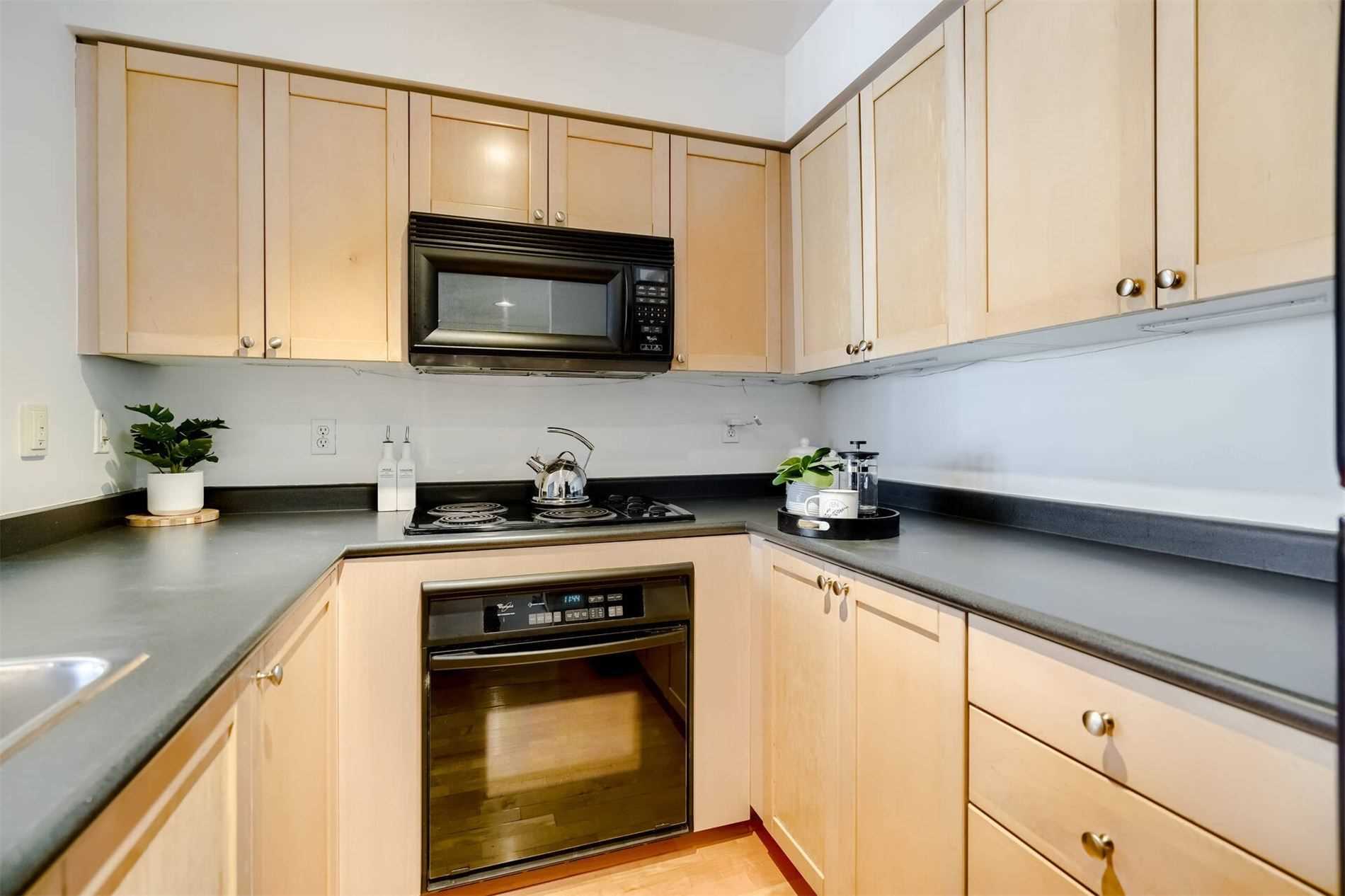 311 Richmond St E, #605