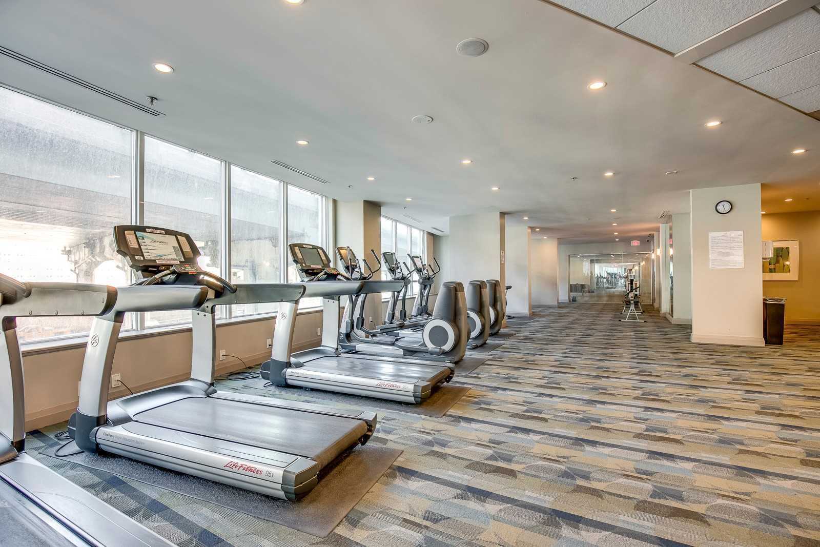 12 Yonge St, #1311
