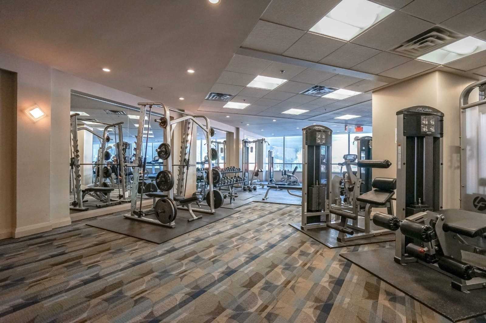 12 Yonge St, #1311