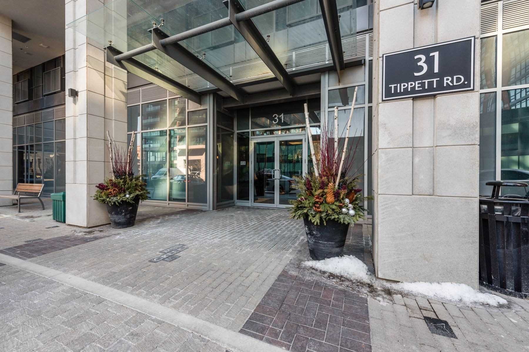 31 Tippett Rd, #1611