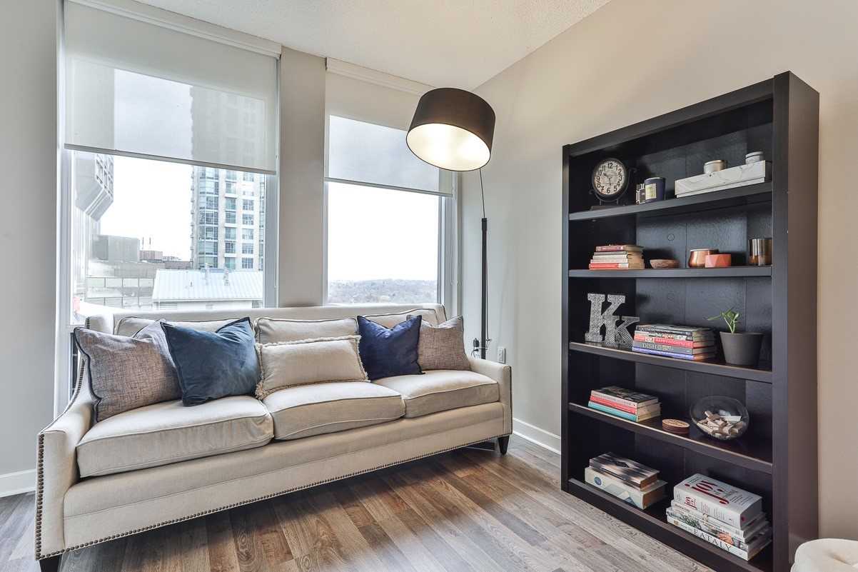 85 Bloor St E, #1503