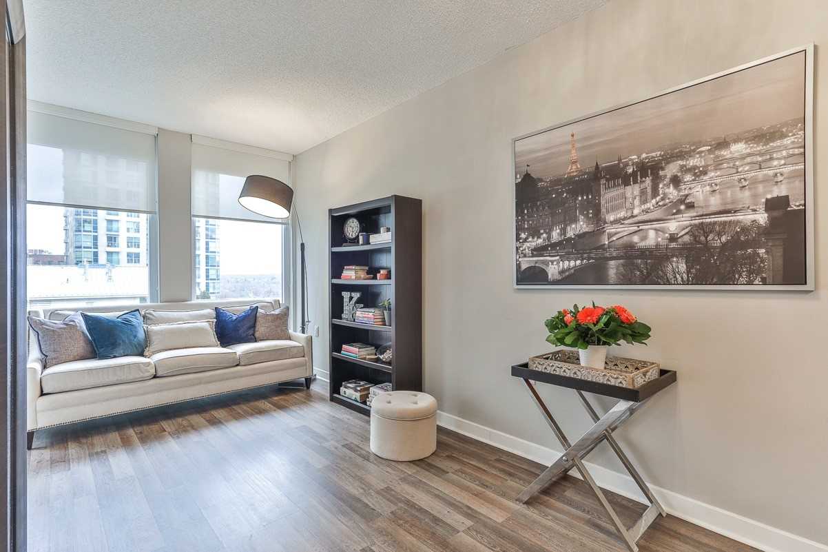 85 Bloor St E, #1503