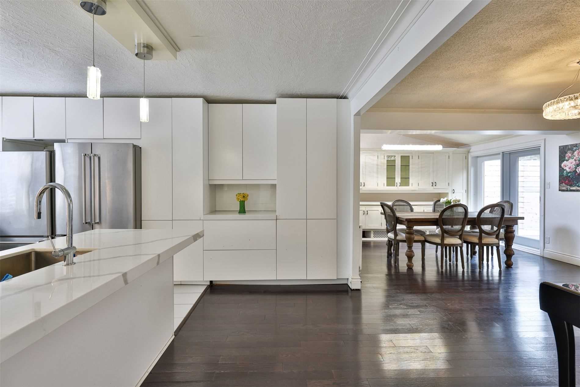 84 Glenvale Blvd
