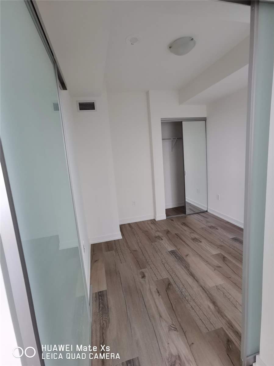 1 Yorkville Ave, #4710