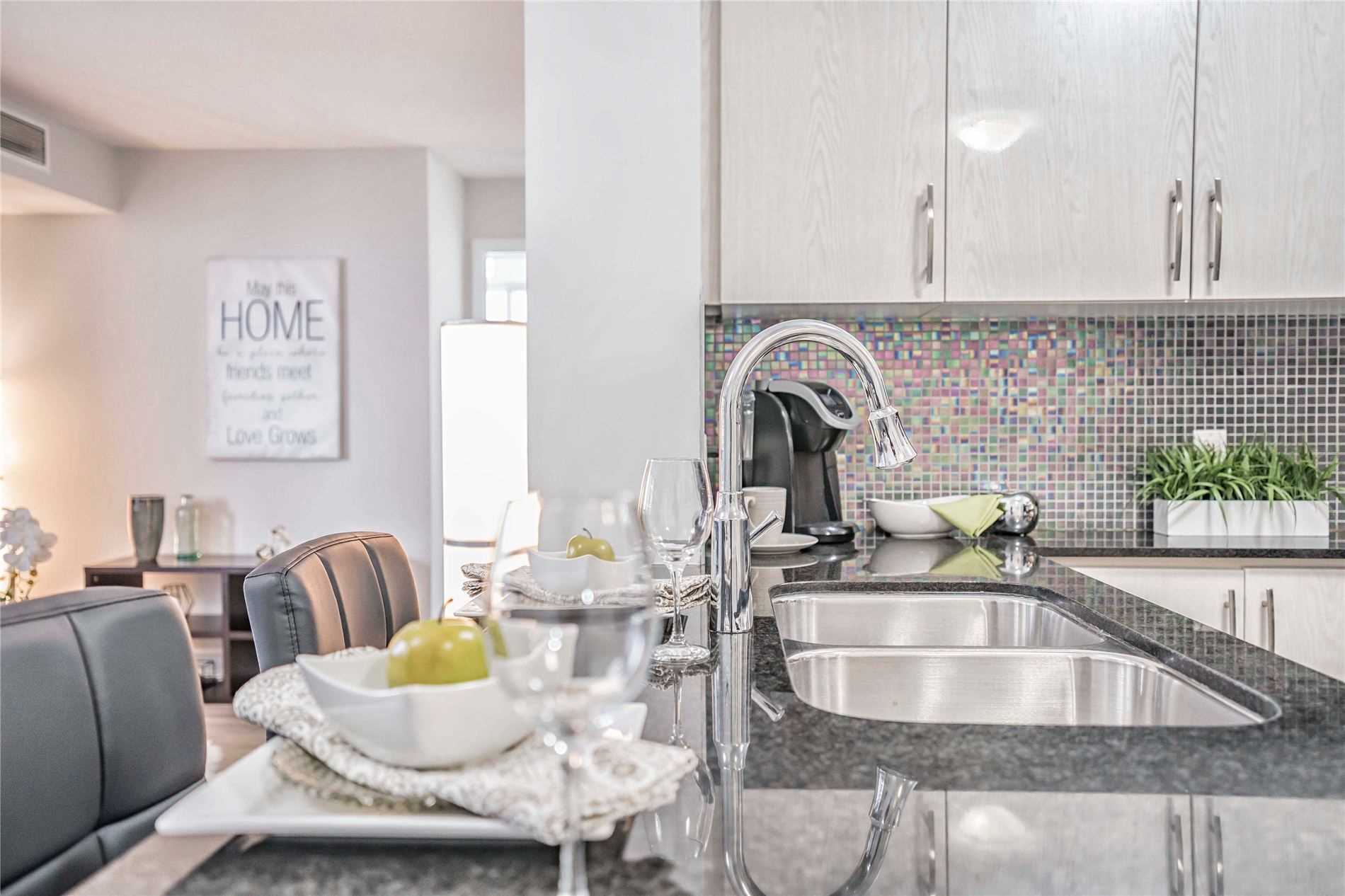 5791 Yonge St, #2207