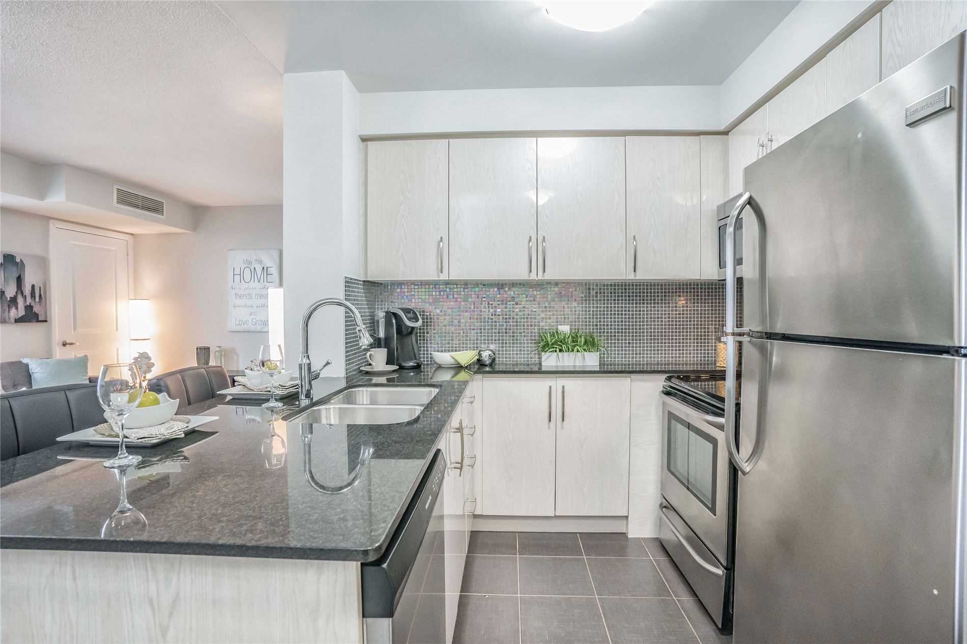 5791 Yonge St, #2207