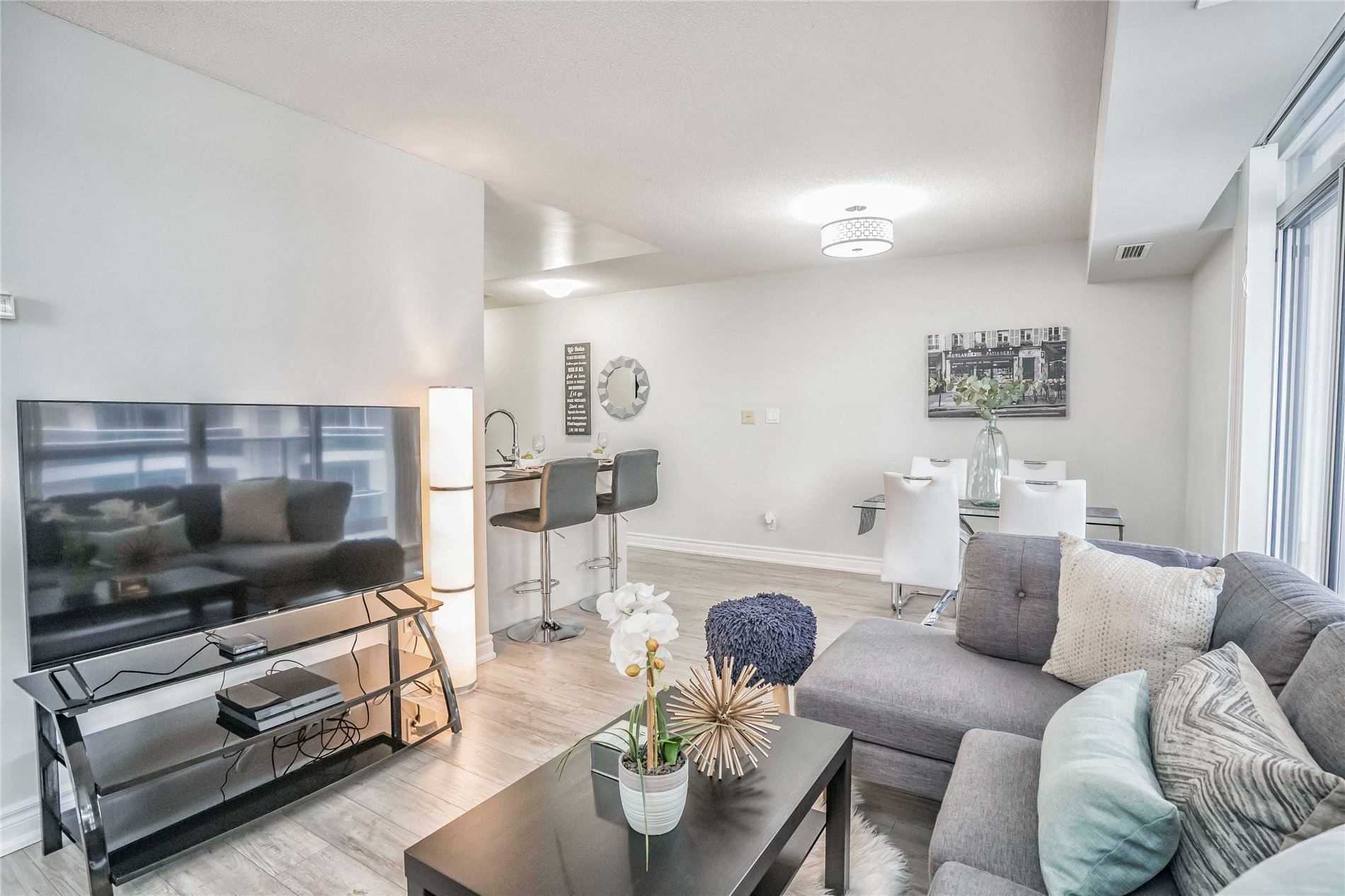 5791 Yonge St, #2207