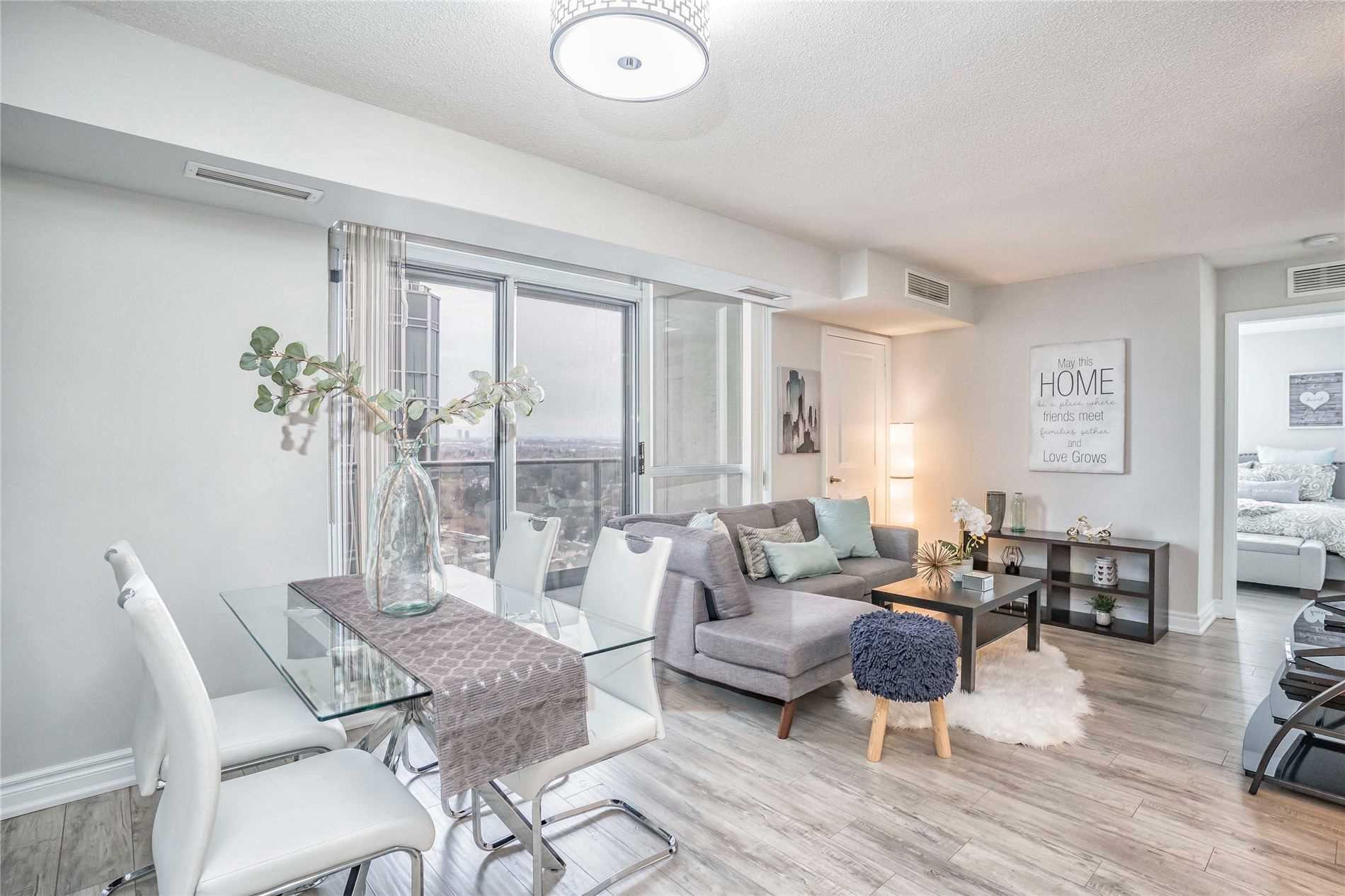 5791 Yonge St, #2207
