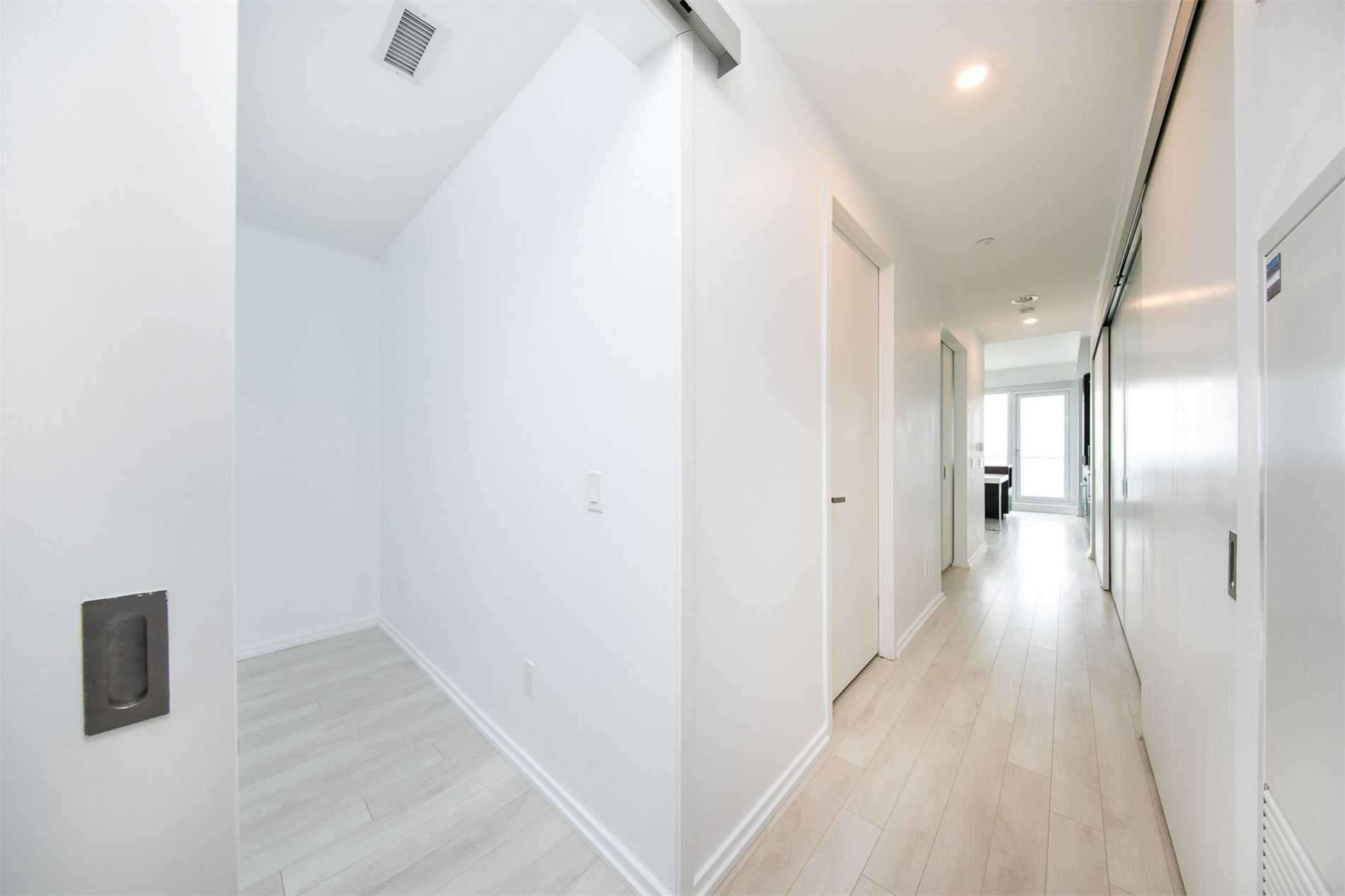 197 Yonge St, #5310