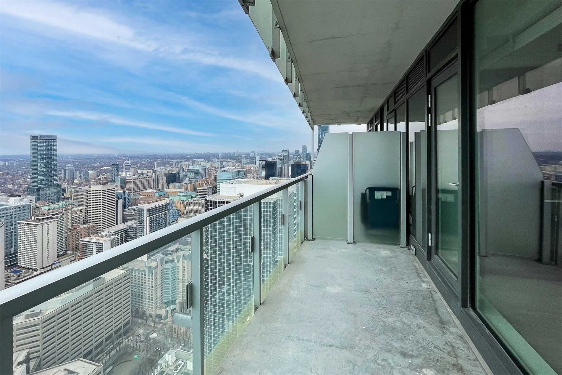 197 Yonge St, #5310