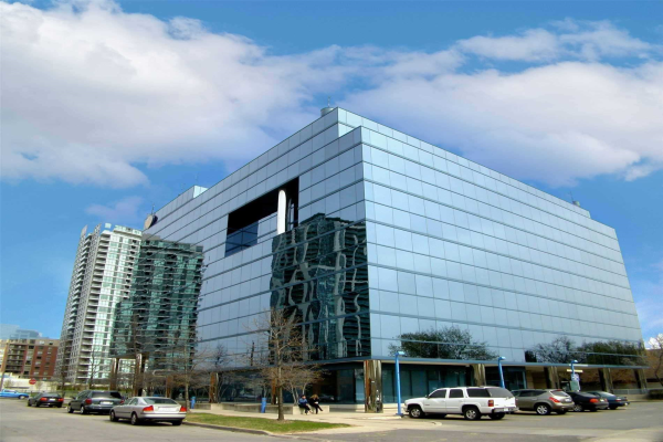 4576 Yonge St, Toronto