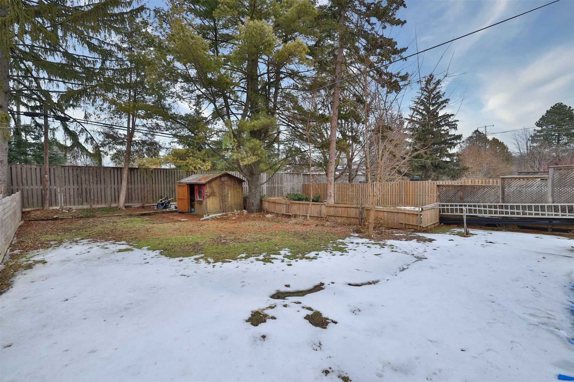 84 Glenvale Blvd