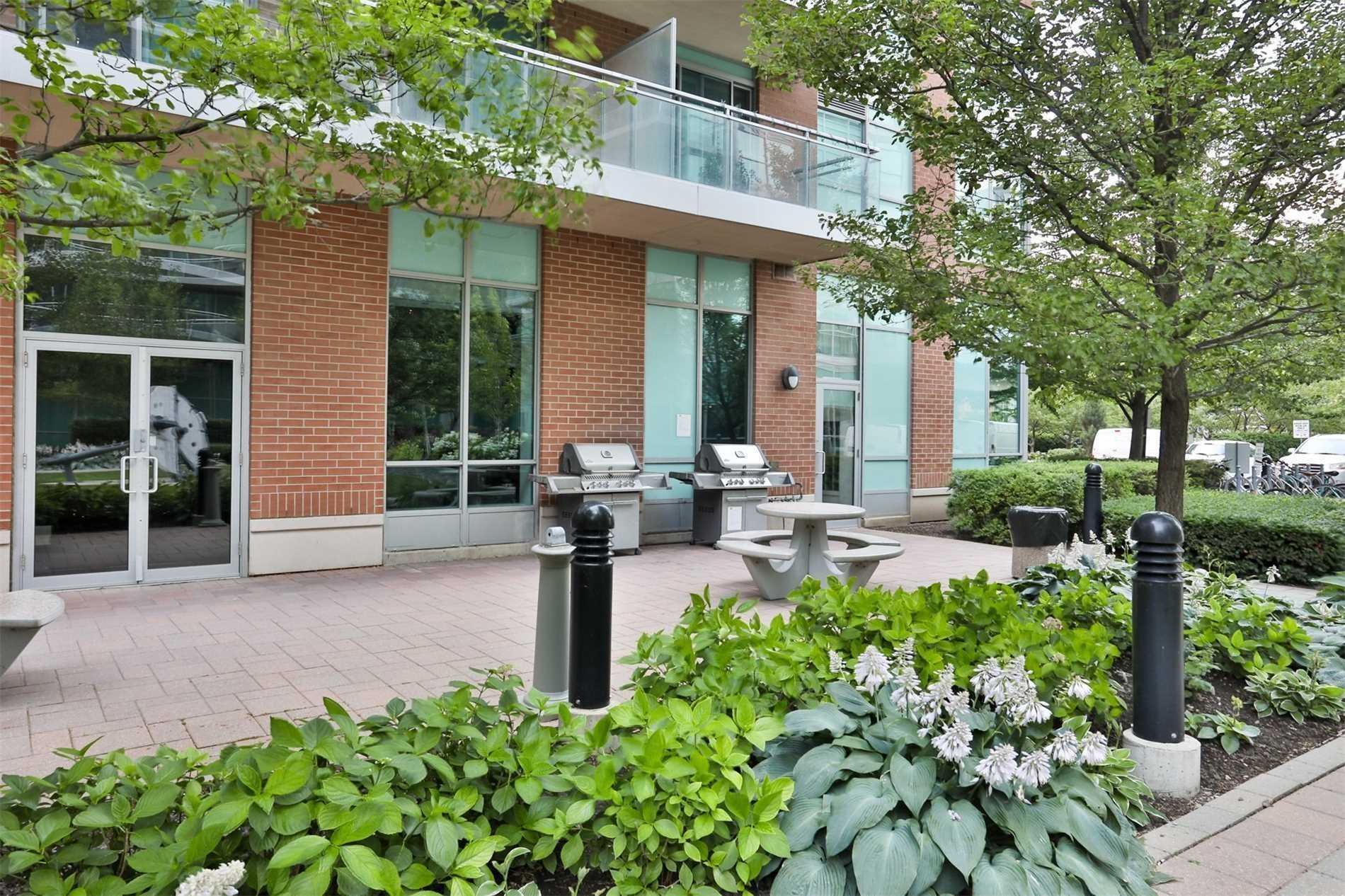 50 Lynn Williams St, #219