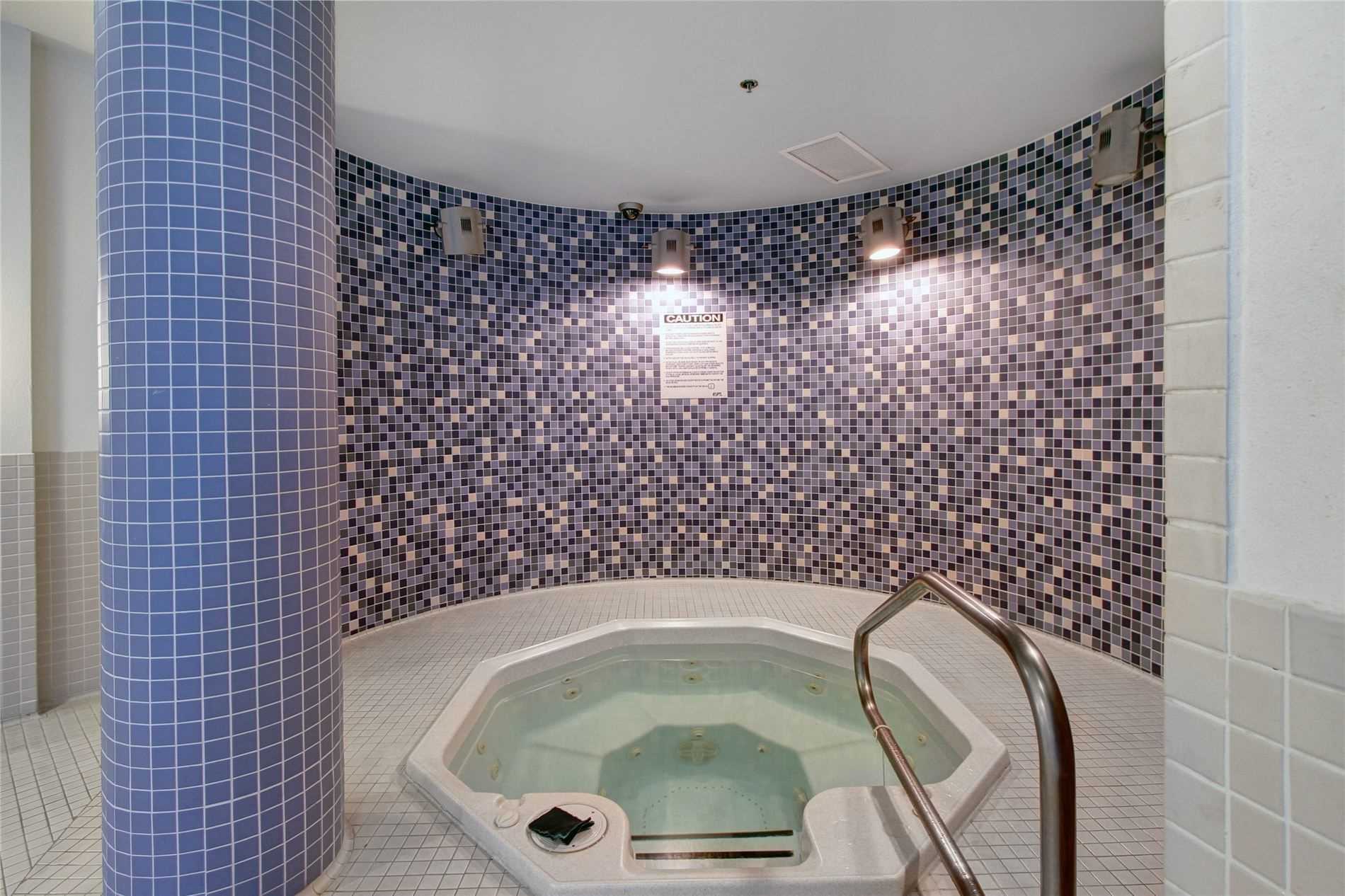 50 Lynn Williams St, #219