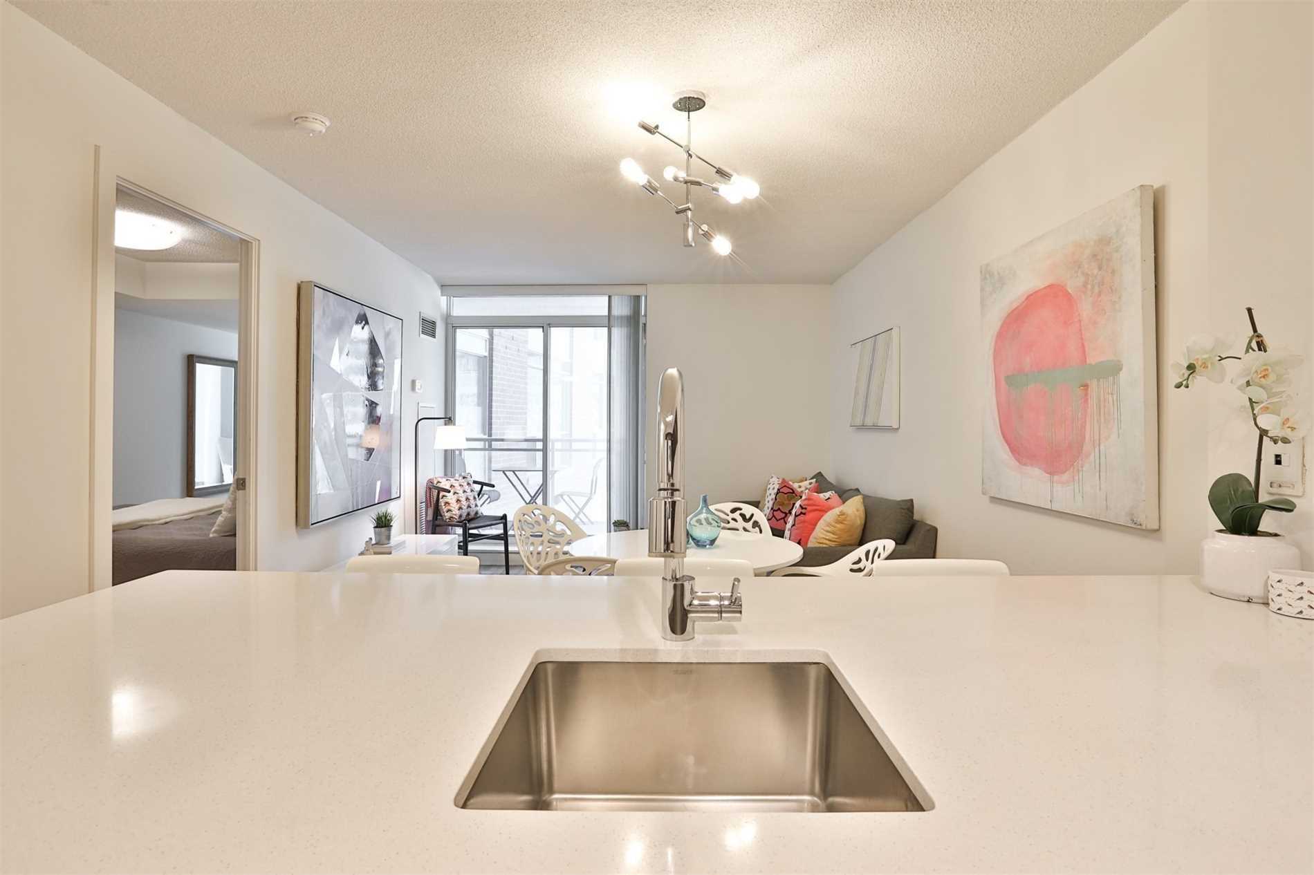 50 Lynn Williams St, #219