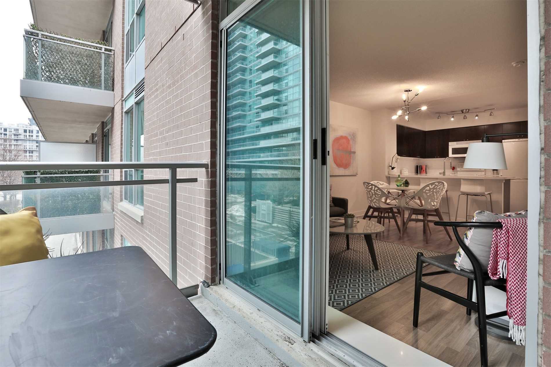 50 Lynn Williams St, #219