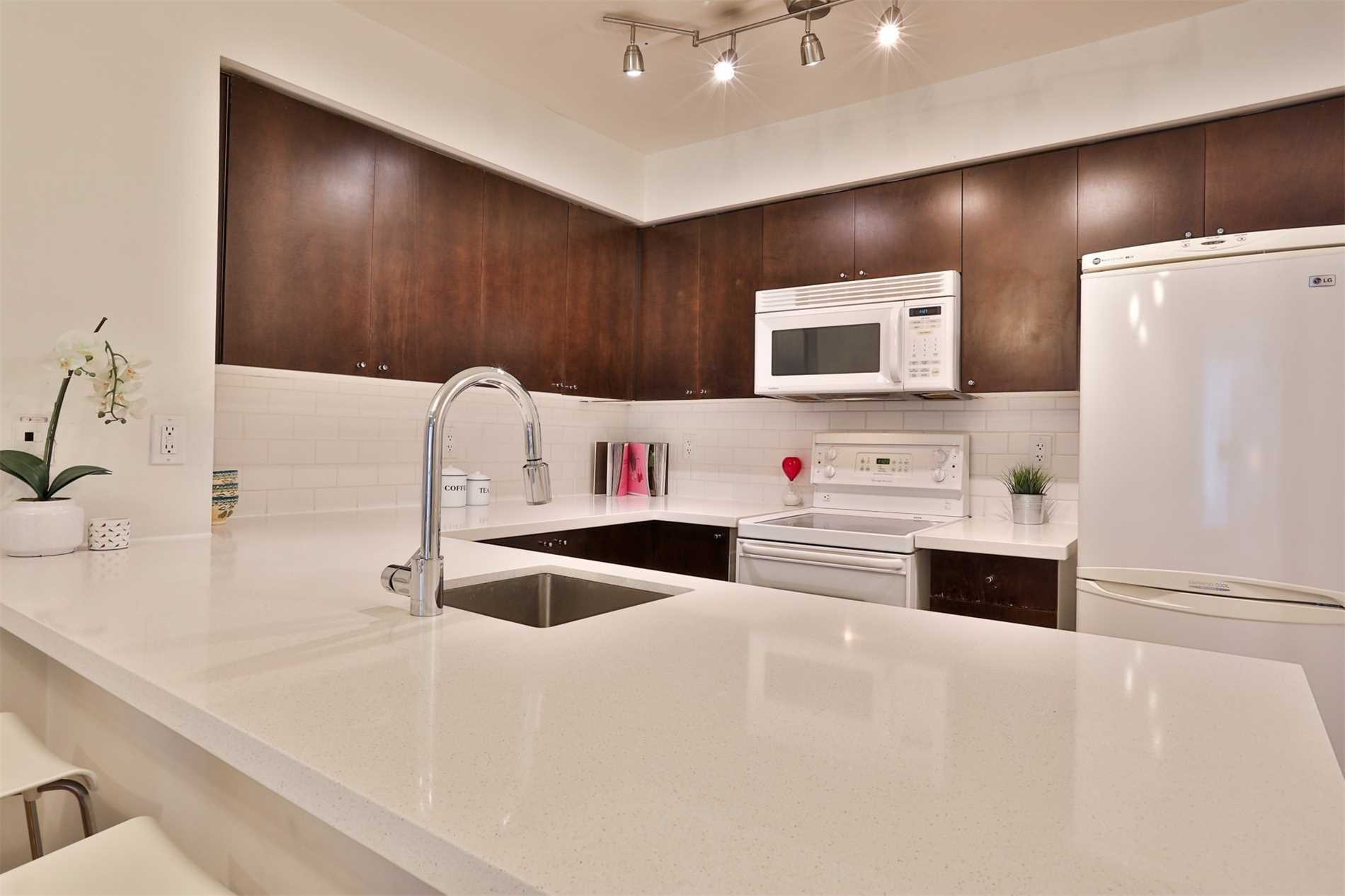 50 Lynn Williams St, #219