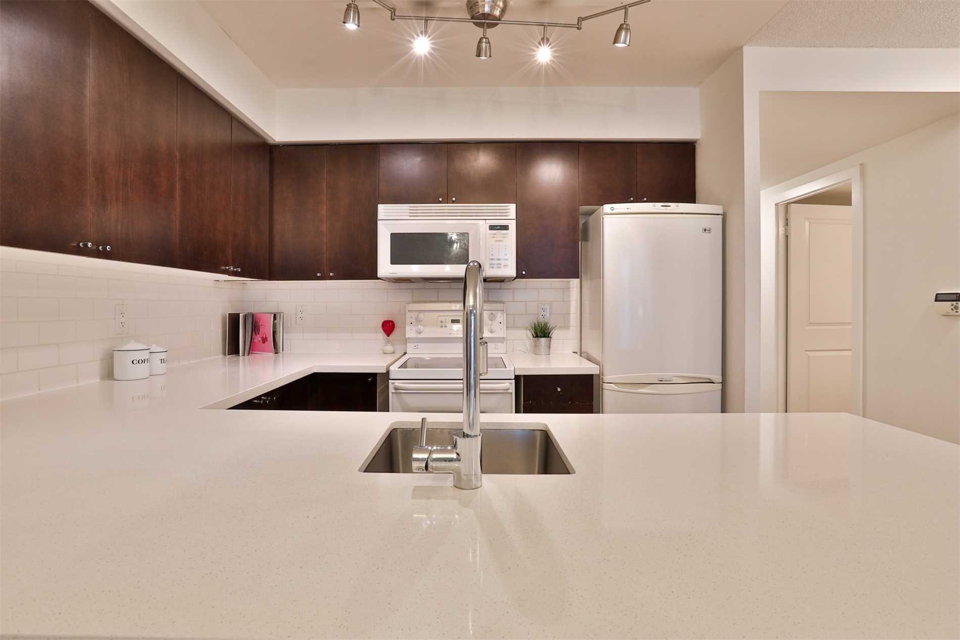 50 Lynn Williams St, #219