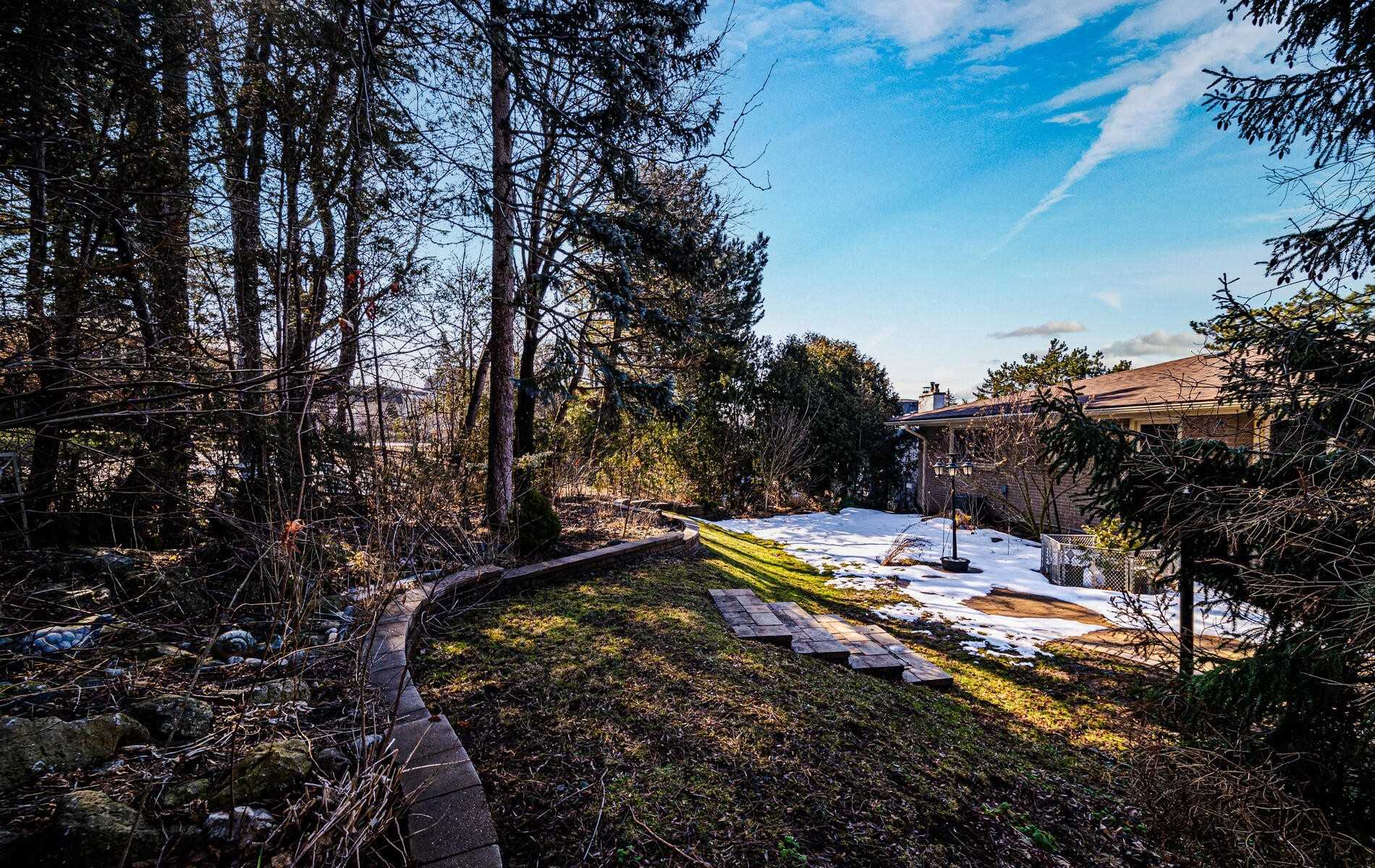 7 Olsen Dr