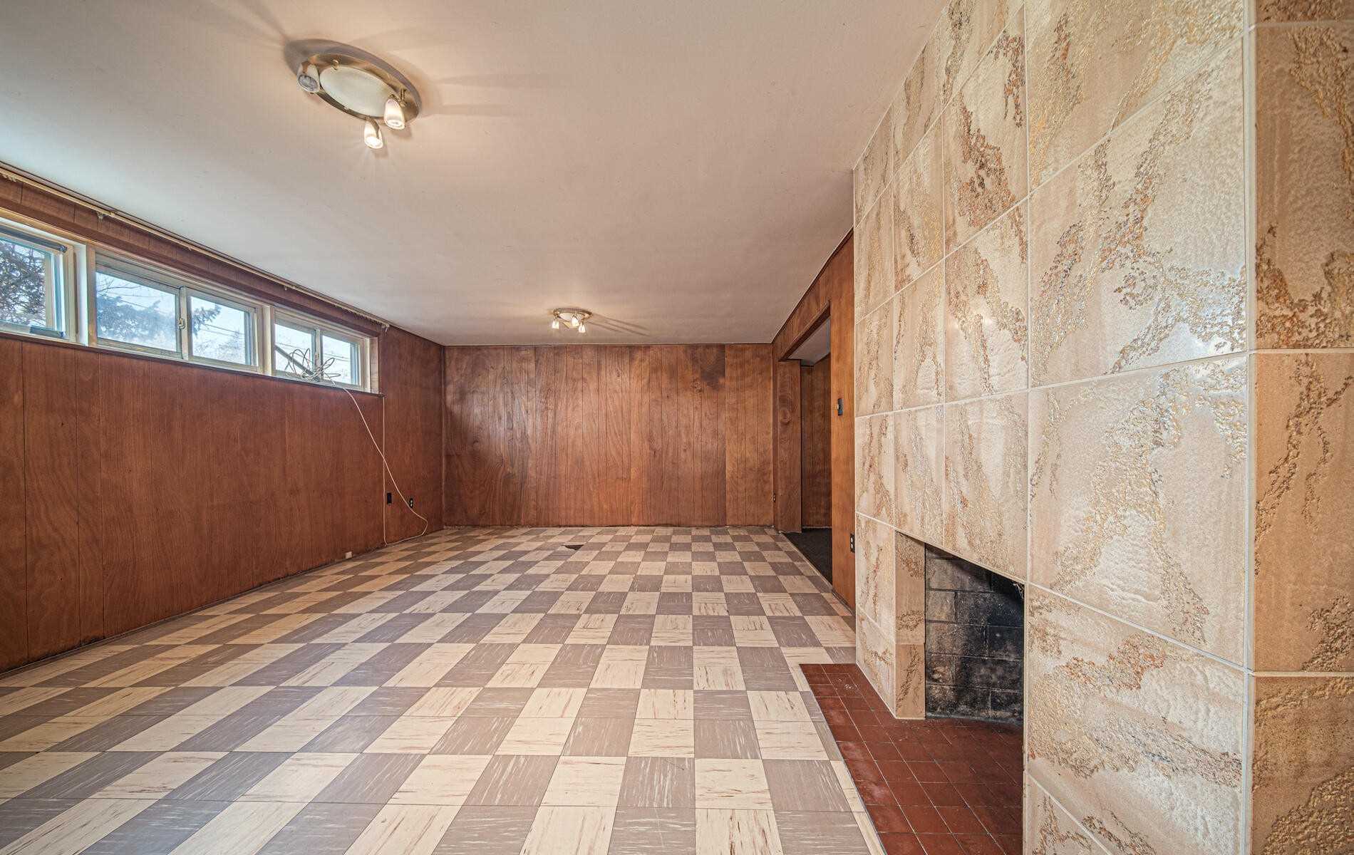 7 Olsen Dr