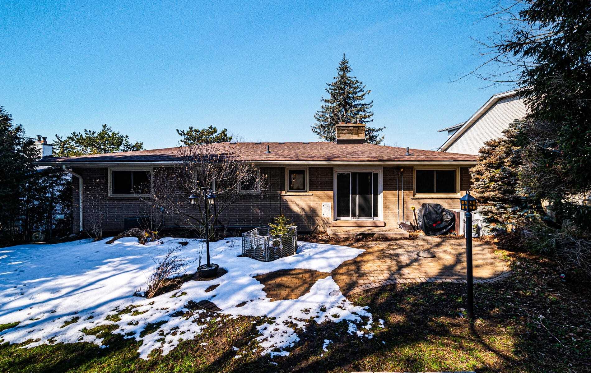 7 Olsen Dr