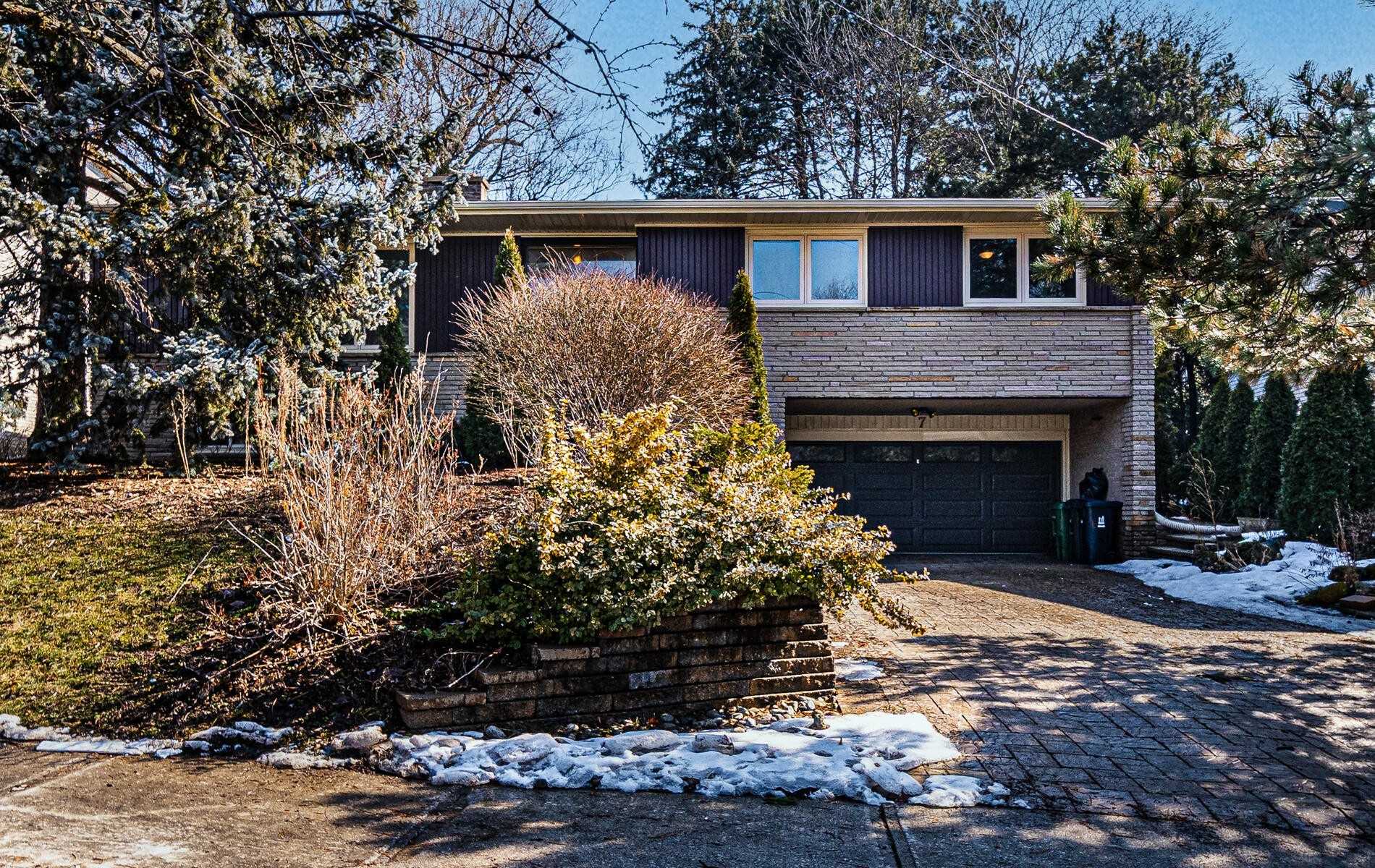7 Olsen Dr