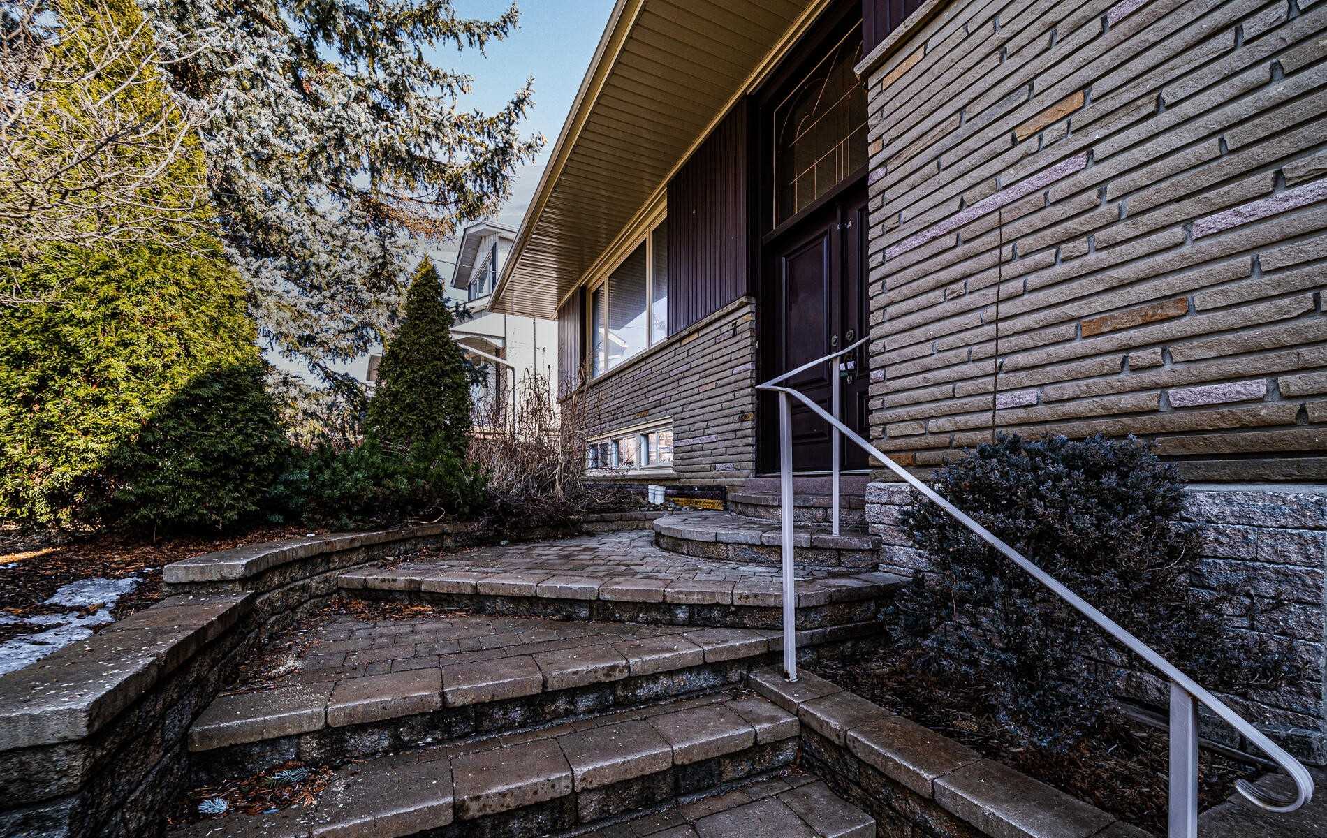 7 Olsen Dr