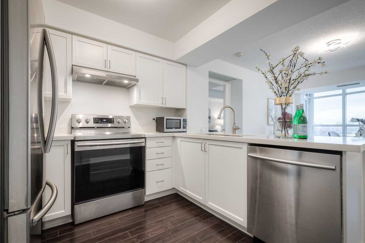 28 Harrison Garden Blvd, #1501