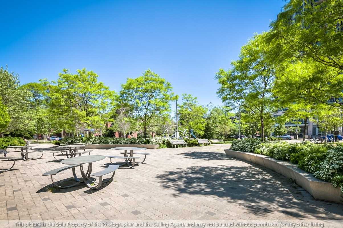 28 Harrison Garden Blvd, #1501