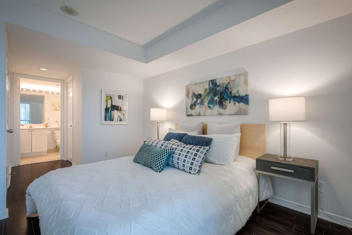 28 Harrison Garden Blvd, #1501