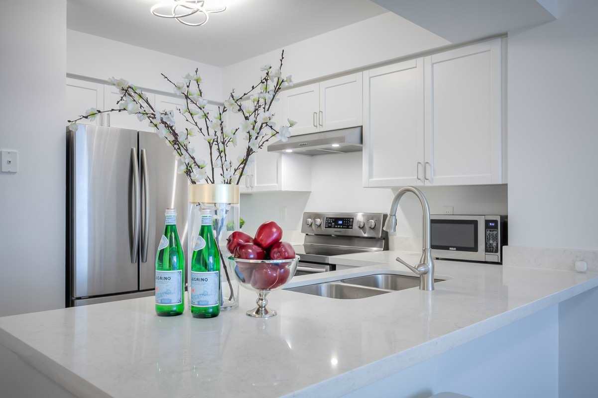28 Harrison Garden Blvd, #1501