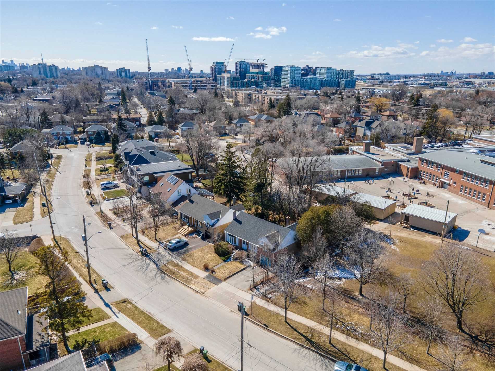 86 King High Ave
