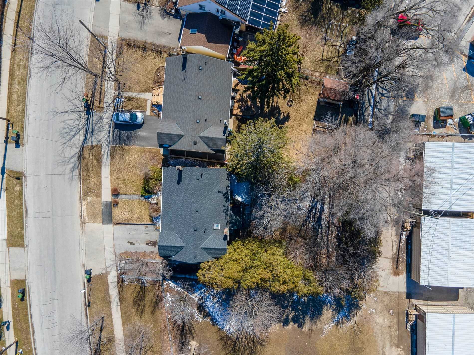 86 King High Ave