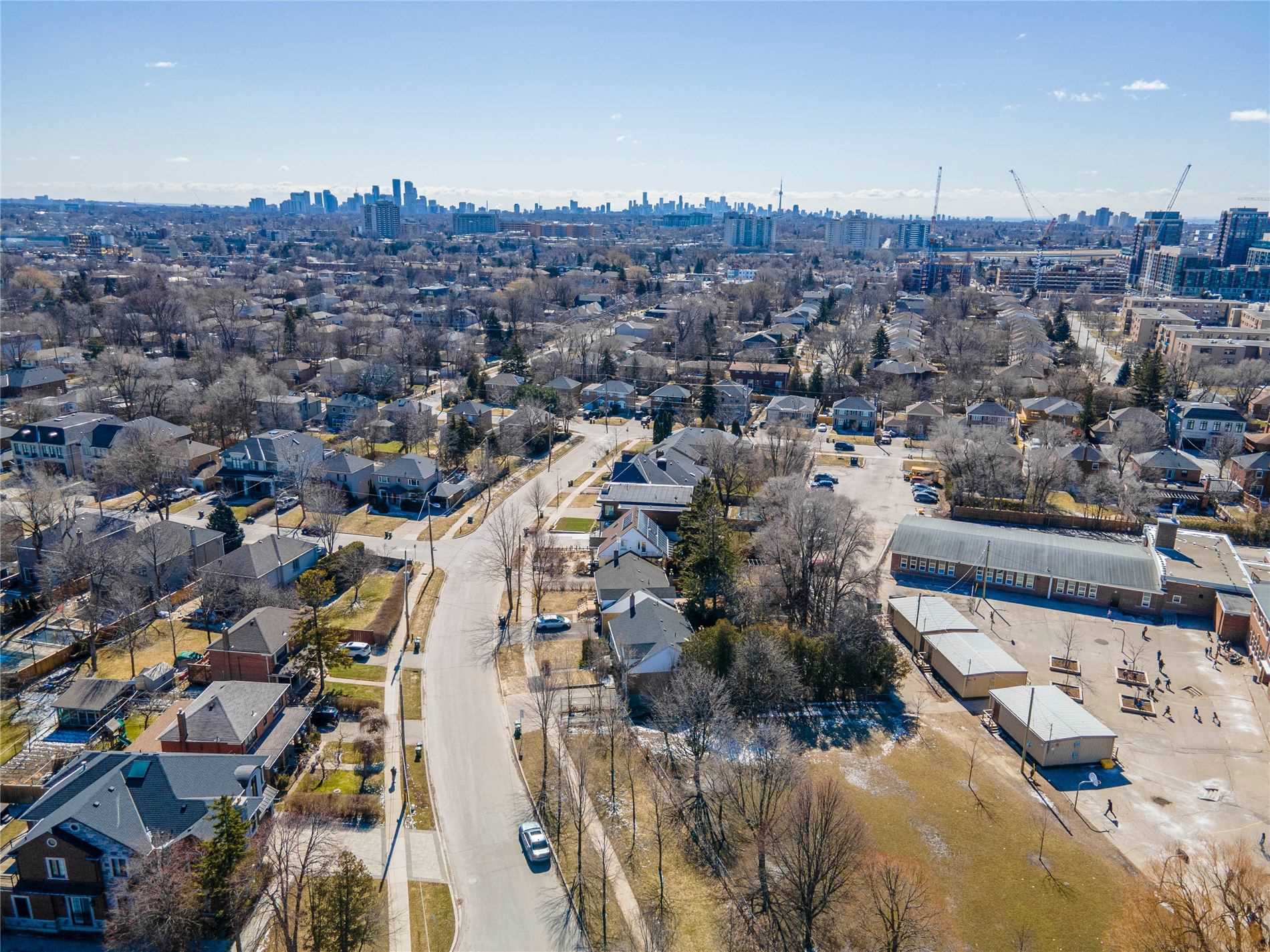 86 King High Ave