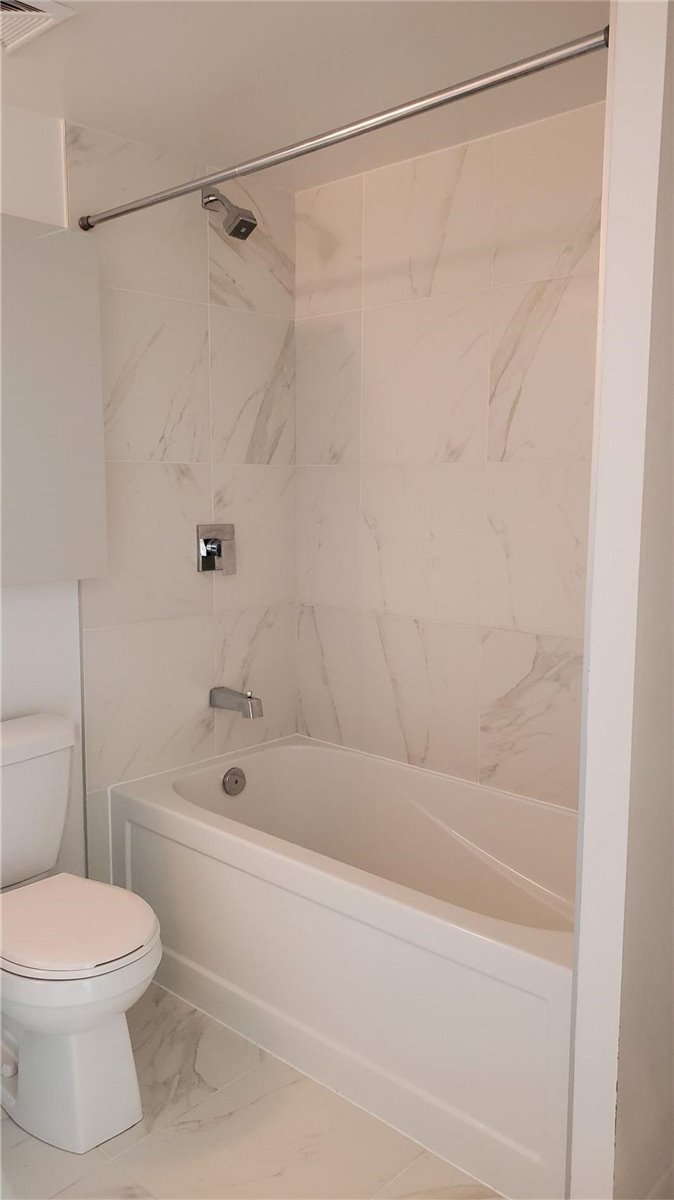 31 Tippett Rd, #649