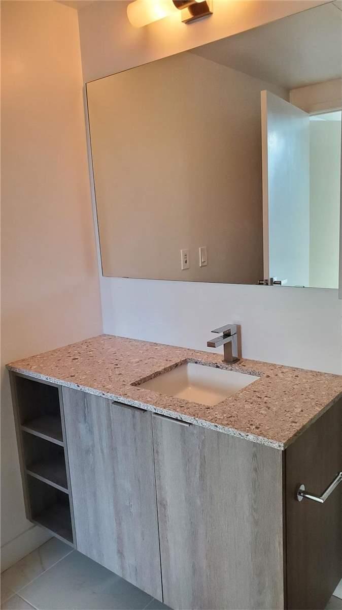 31 Tippett Rd, #649