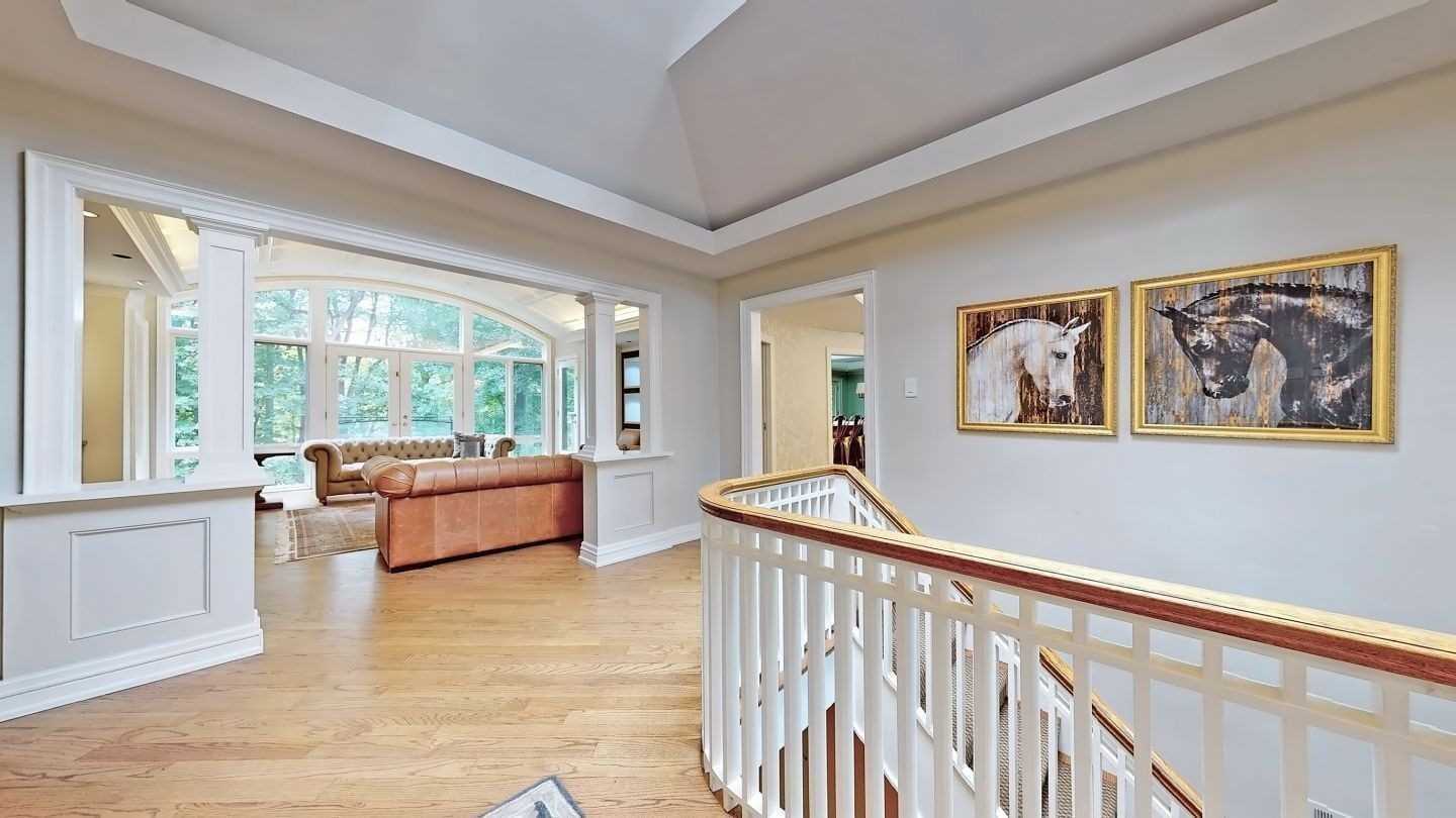 79 Forest Grove Dr
