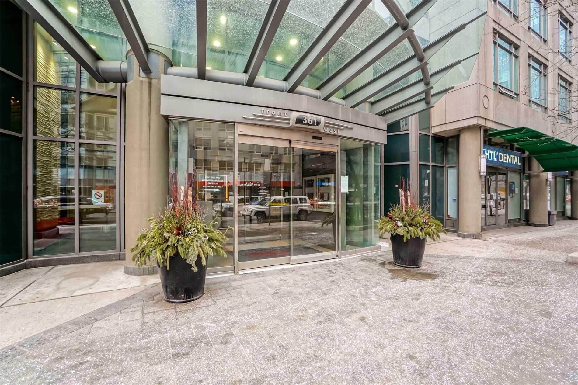 361 Front St W, #1008