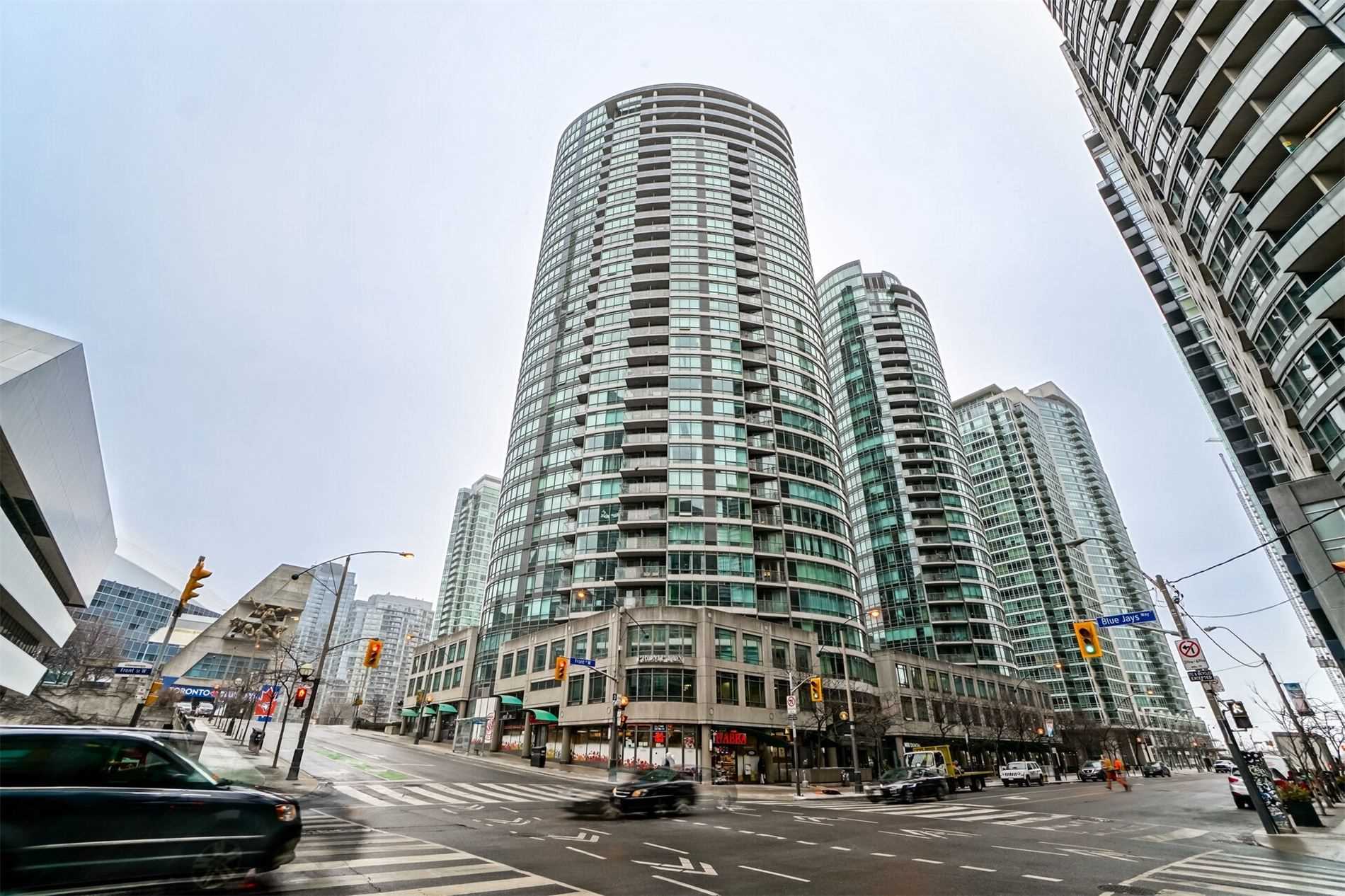 361 Front St W, #1008
