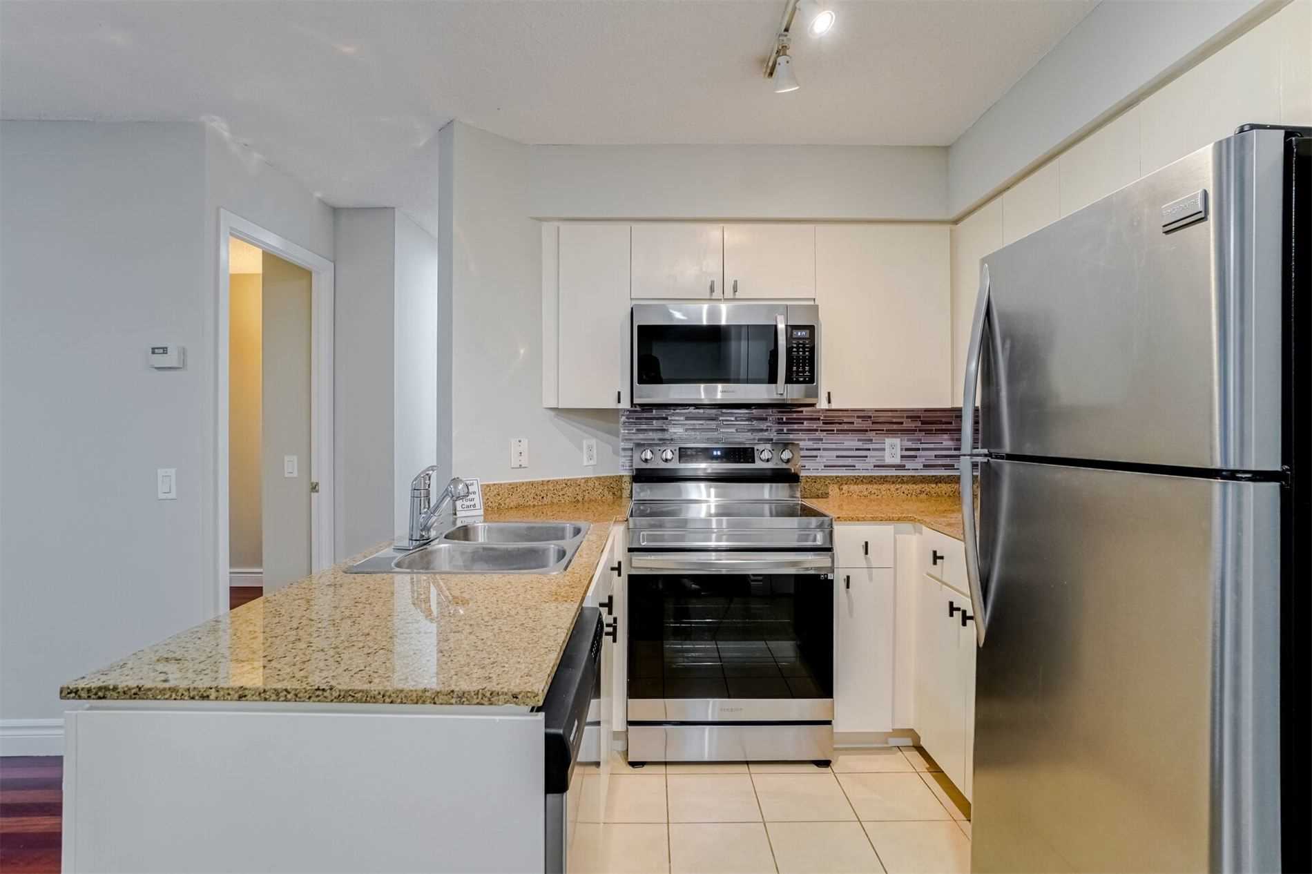 361 Front St W, #1008
