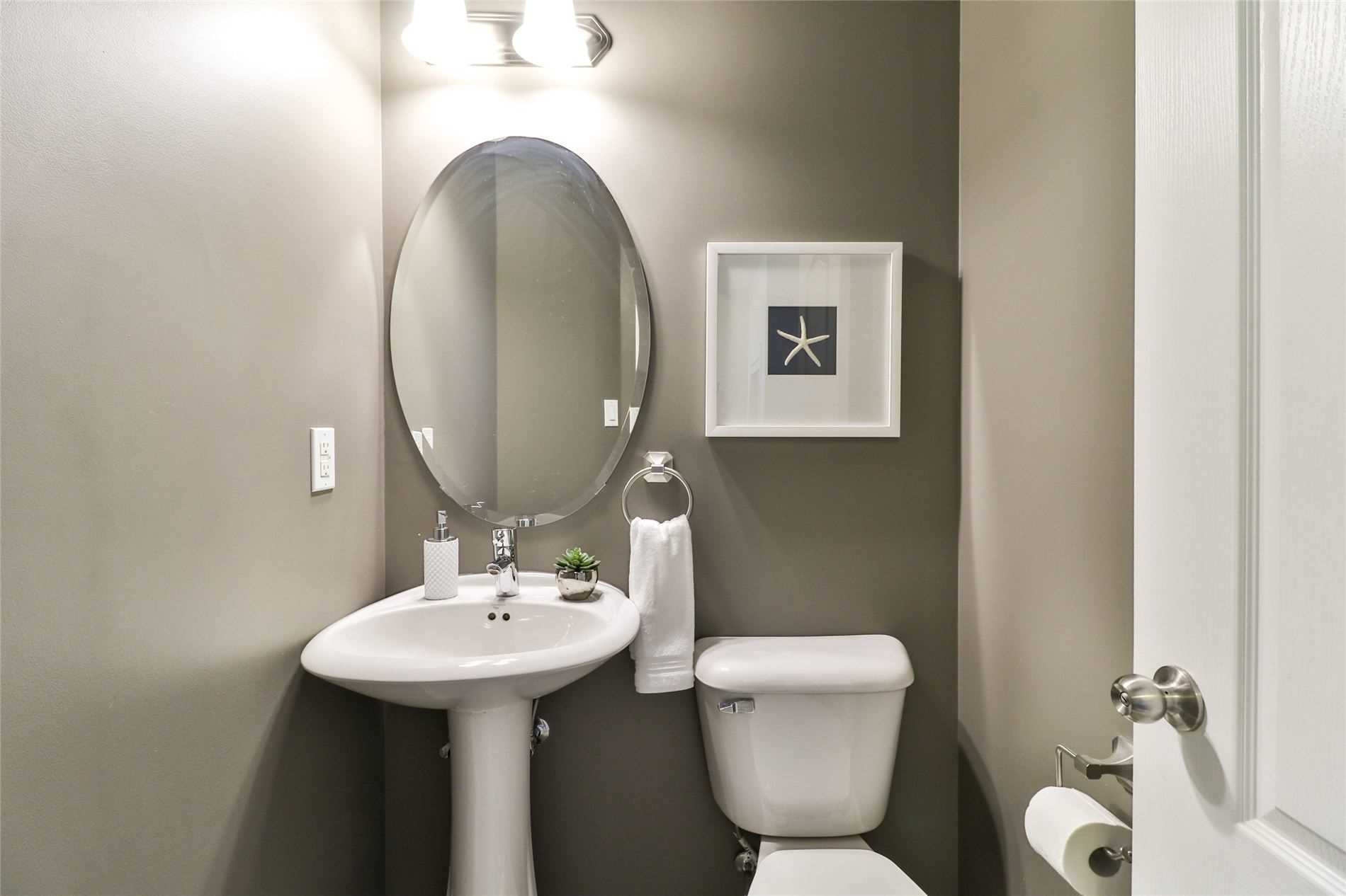 99A Finch Ave W